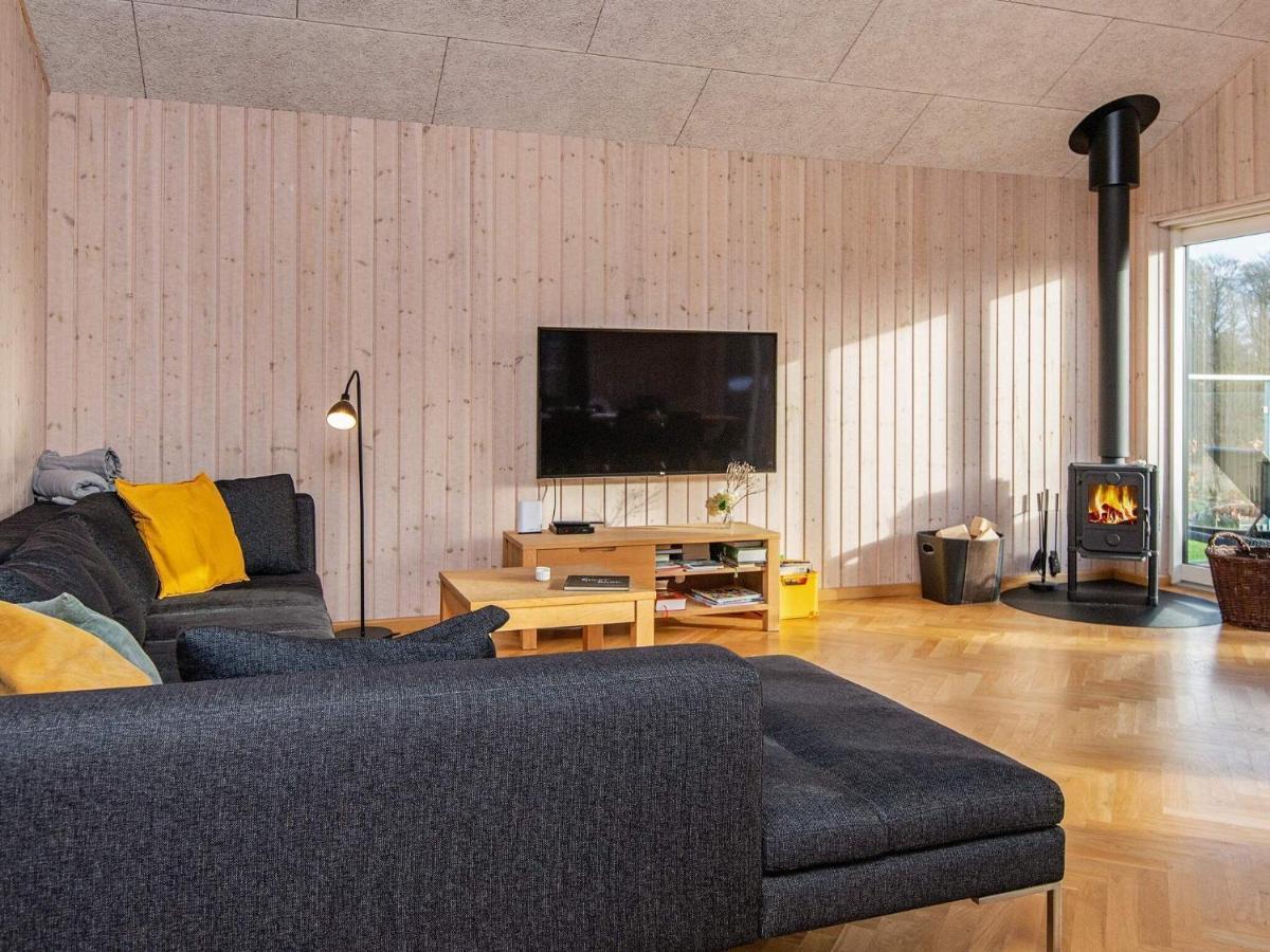 10 Person Holiday Home In Haderslev Extérieur photo
