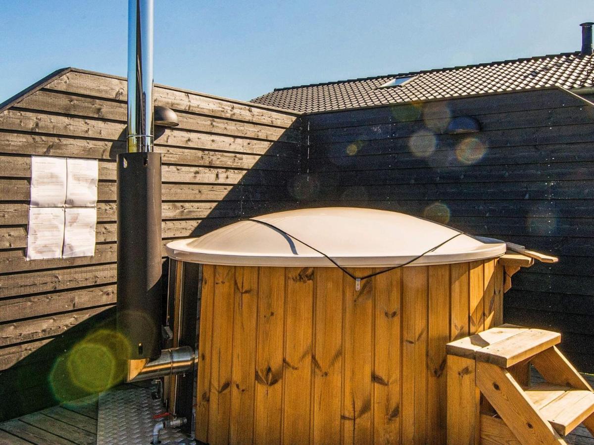 10 Person Holiday Home In Haderslev Extérieur photo